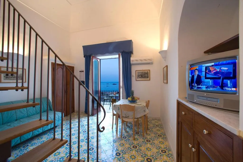 Room, La Caravella Positano, Naples
