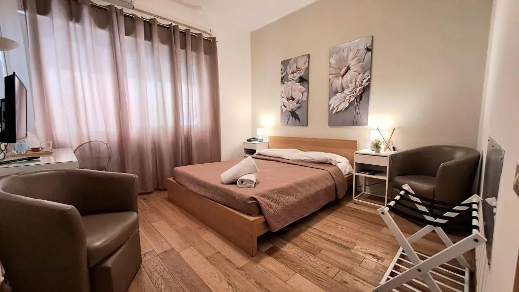 SINGLE STANDARD Room, Del Viale, Catania