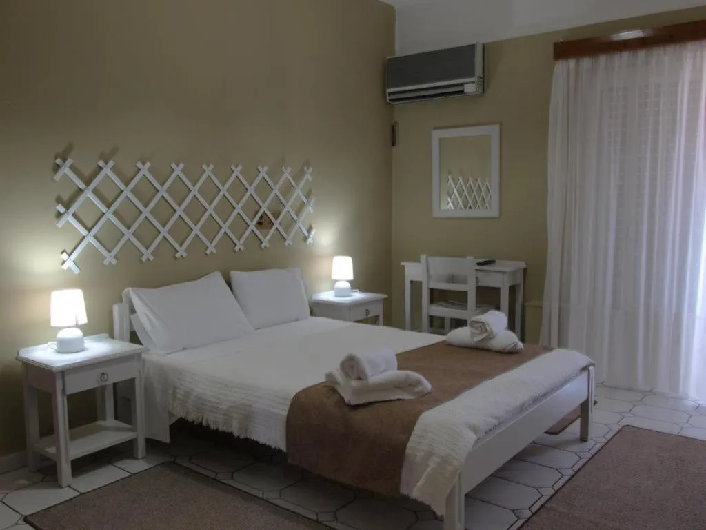 APARTMENT ONE BEDROOM Room, Kleopatra Traditional Hotel, Kalamata