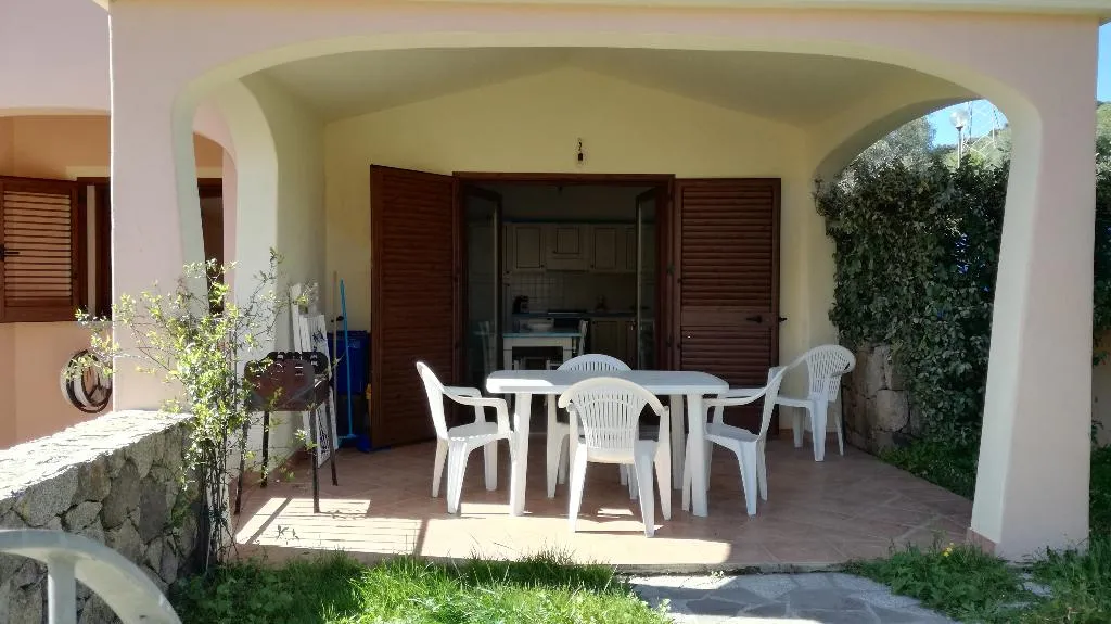 APARTMENT GARDEN VIEW Room, PMS CaseVacanze Budoni, Olbia