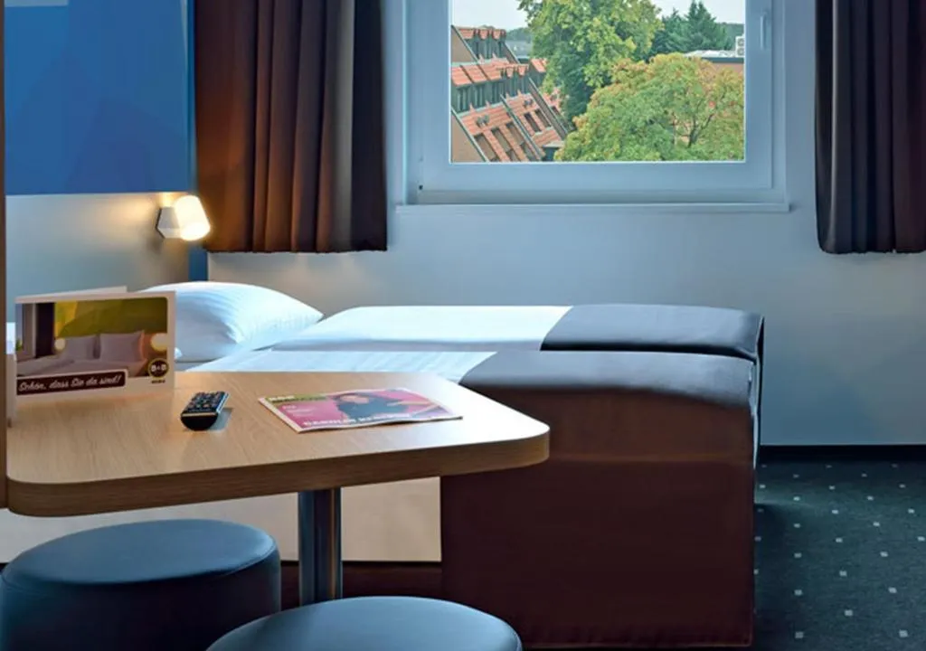 DOUBLE SINGLE USE STANDARD Room, B&B HOTEL Wien-Stadthalle, Vienna