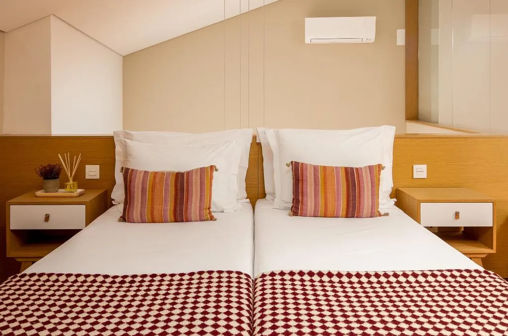 STUDIO DUPLEX Room, Rs Porto Historic Center, Porto
