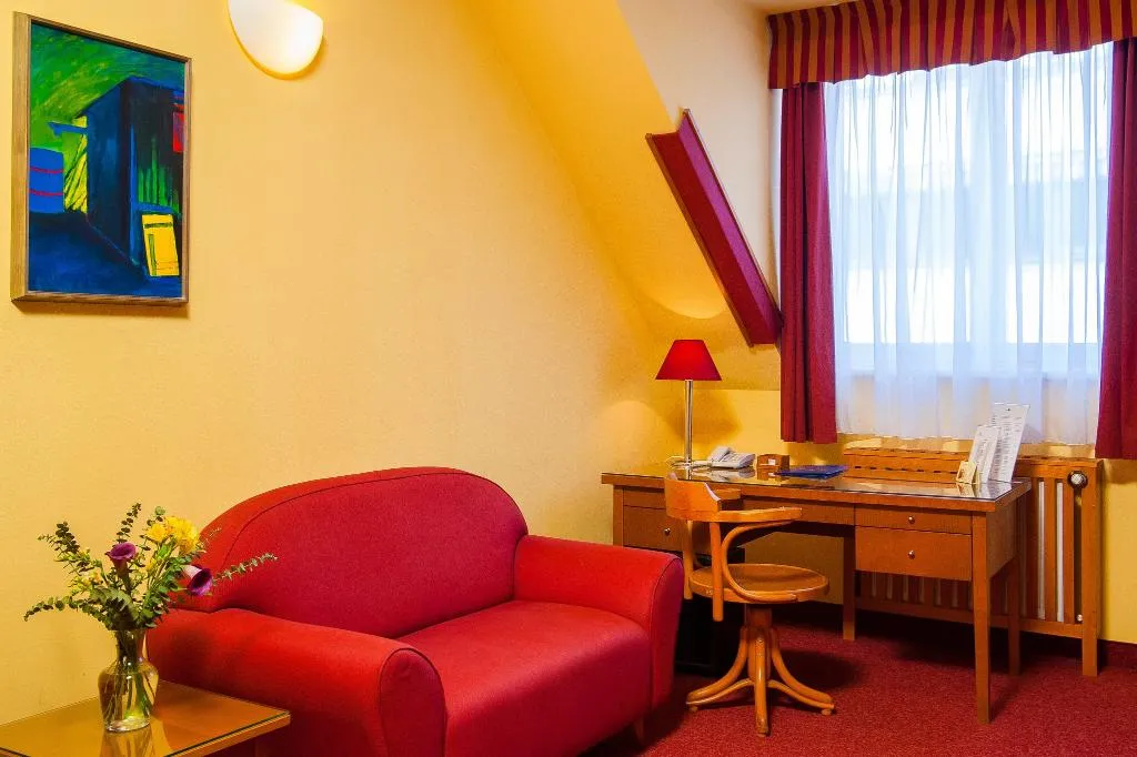 Double or Twin STANDARD Room, Cloister Inn, Prague