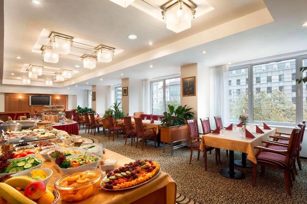 Restaurant, Ramada Prague City Centre, Prague