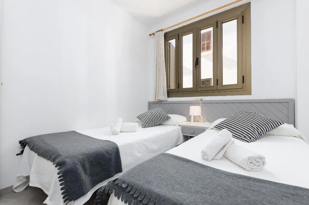 APARTMENT TWO BEDROOMS Room, Alcudia Apartments, Majorca