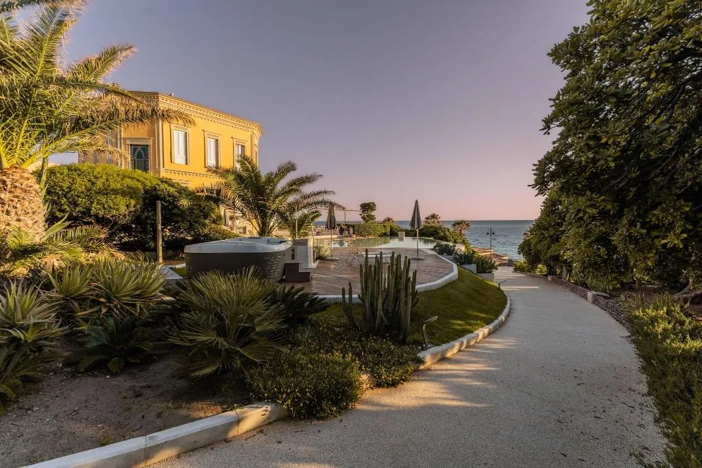 Terrace, Villa Mosca, Alghero