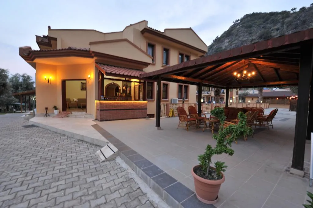 Lobby, Belcehan Beach, Dalaman
