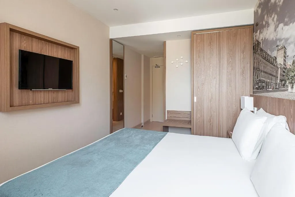 Room, Dorma Saldanha, Lisbon