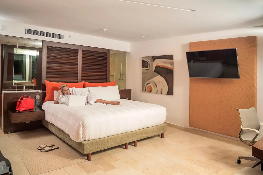 DOUBLE CLUB Room, InterContinental Presidente Cancun Resort, Cancun Area