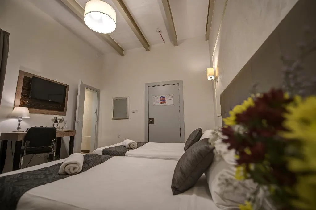 DOUBLE STANDARD Room, Europa Hotel Malta, Malta