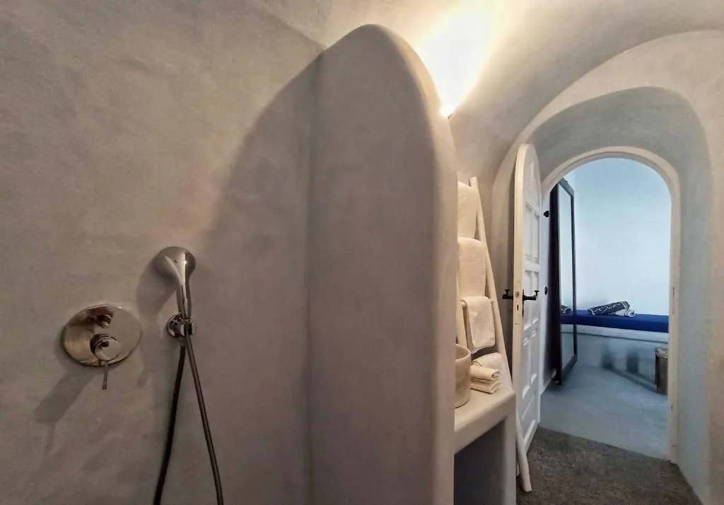 VILLA WITH JACUZZI Room, Ducato Wine Village, Santorini