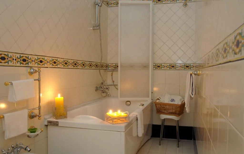 Room, Hotel Antica Repubblica, Naples
