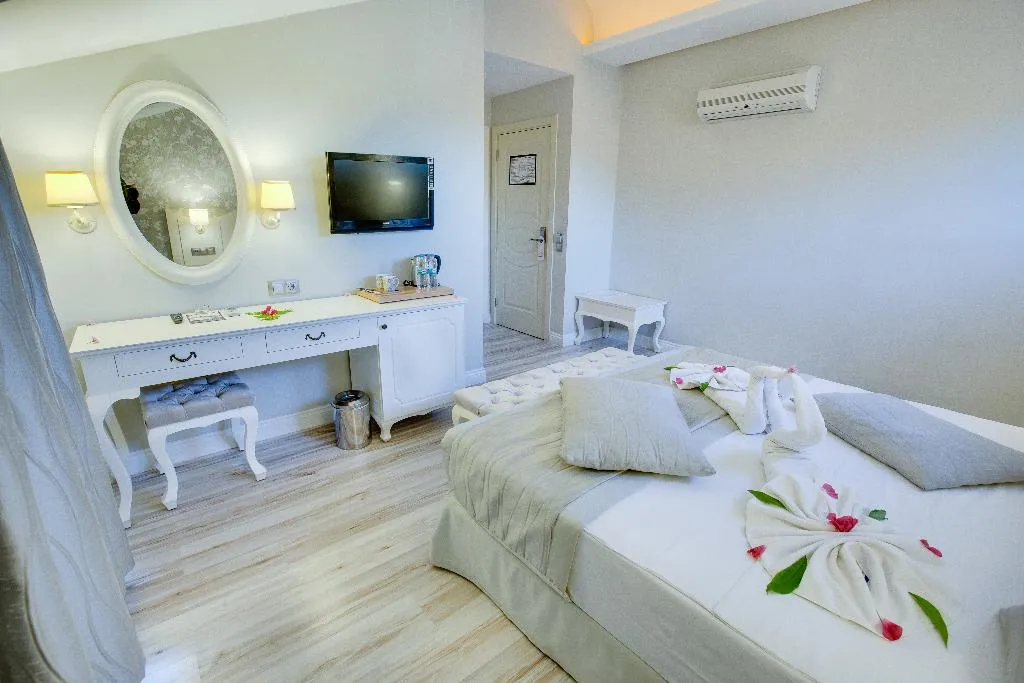 DOUBLE SINGLE USE DELUXE Room, The Pine Hill Hotel & Suites, Dalaman