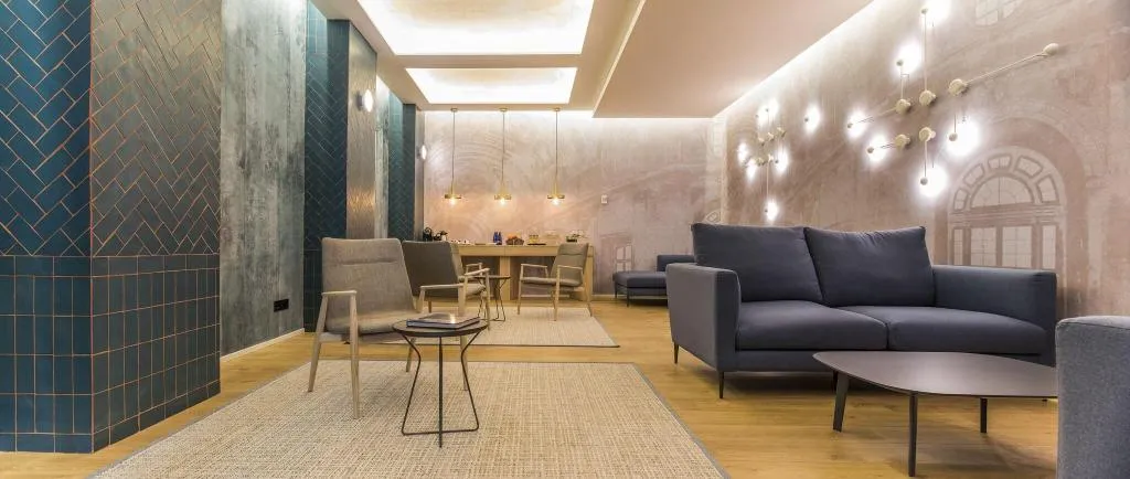 Lobby, Sleep & Fly, Barcelona
