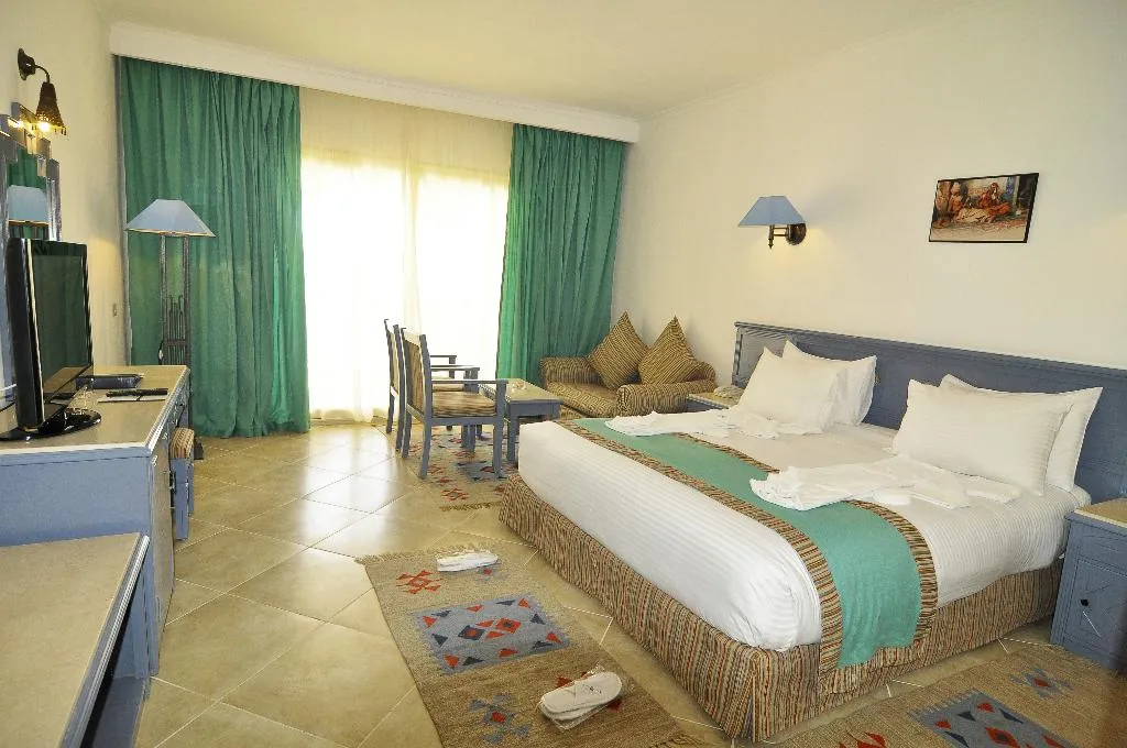 Room, Sunrise Royal Makadi Resort, Red Sea Riviera