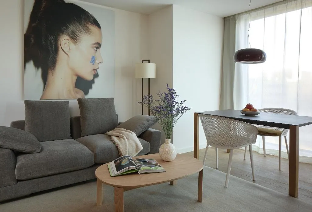 SUITE CITY VIEW TWO BEDROOMS Room, ME Barcelona, Barcelona