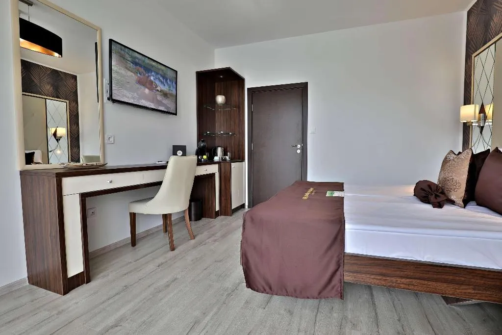 Room, Prestige Deluxe Hotel Aquapark Club, Varna