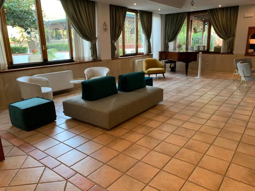 Lobby, Montespina Park Hotel, Naples