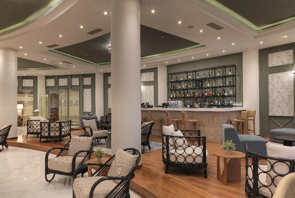 Bar, Seafos Luxury Resort & Spa, Kalamata