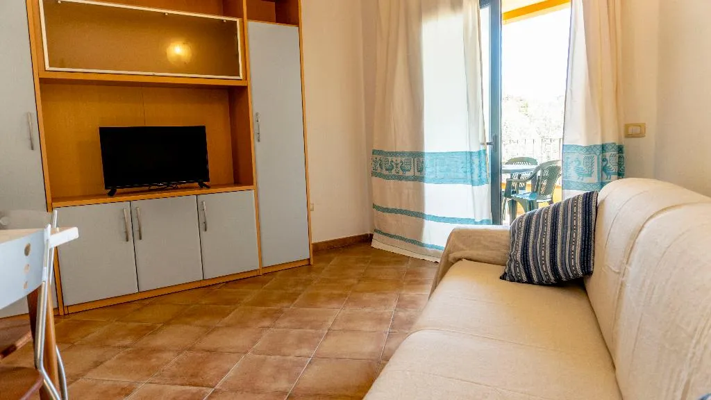 APARTMENT GARDEN VIEW WITH BALCONY Room, PMS CaseVacanze Budoni, Olbia