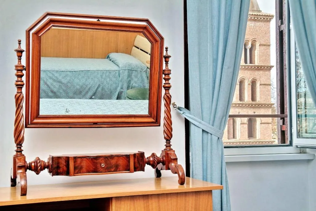 Room, Sonnino Suites, Rome