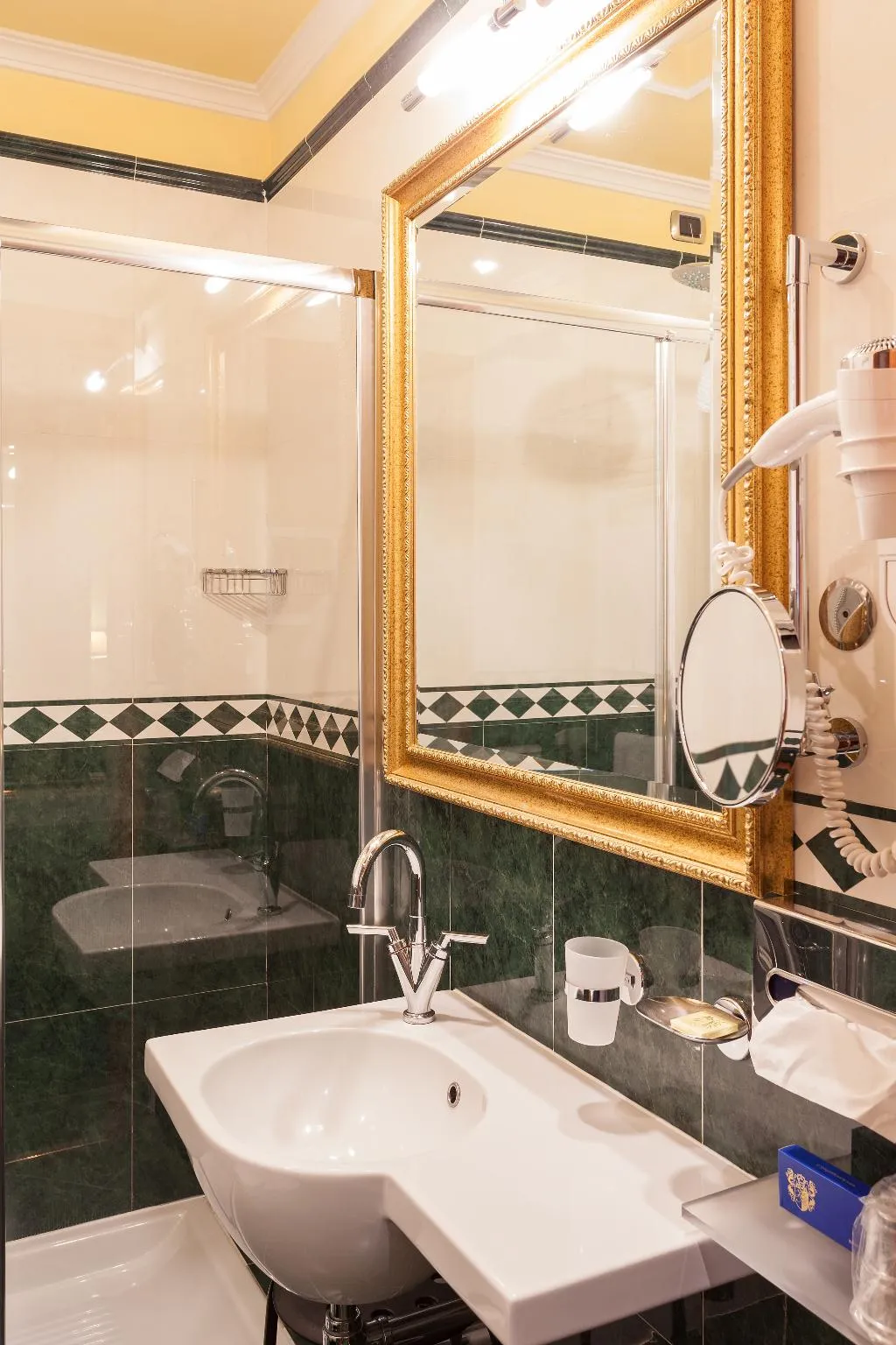 DOUBLE SINGLE USE ECONOMY Room, Hotel Manfredi Suite In Rome, Rome