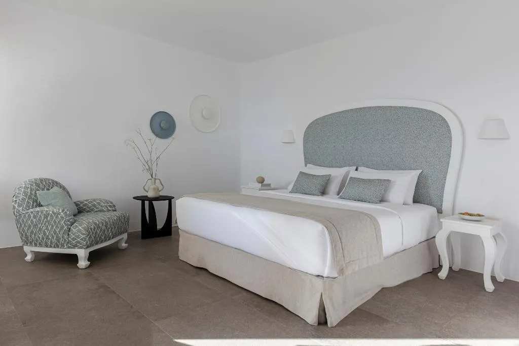 SUITE SUPERIOR CAPACITY 3 Room, Canaves Oia Suites, Santorini