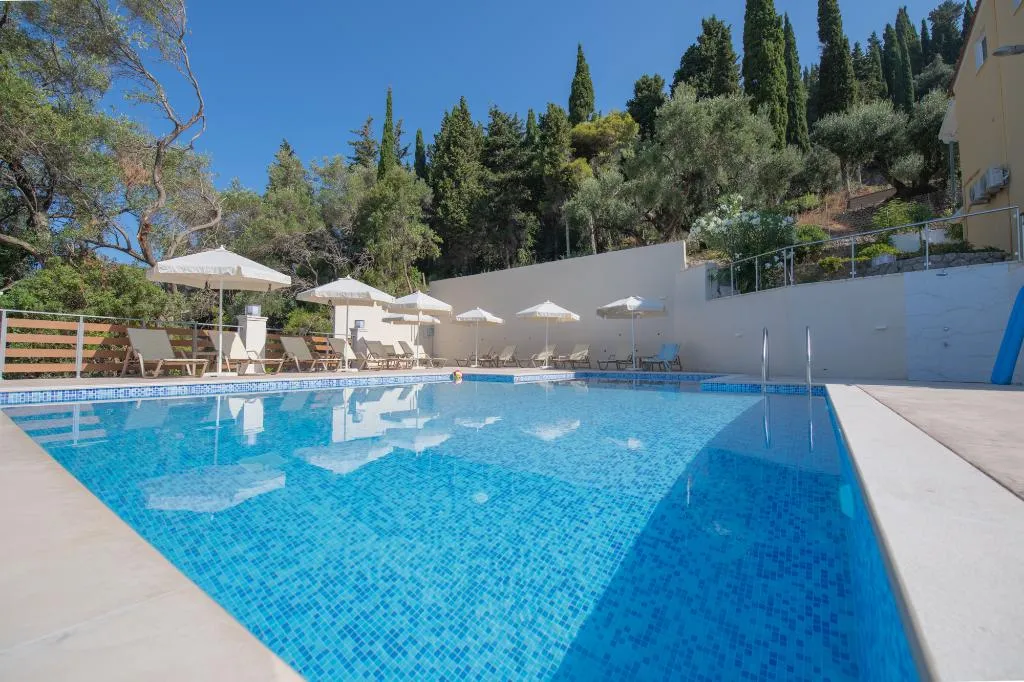 Pool, Mazis Apartments, Corfu