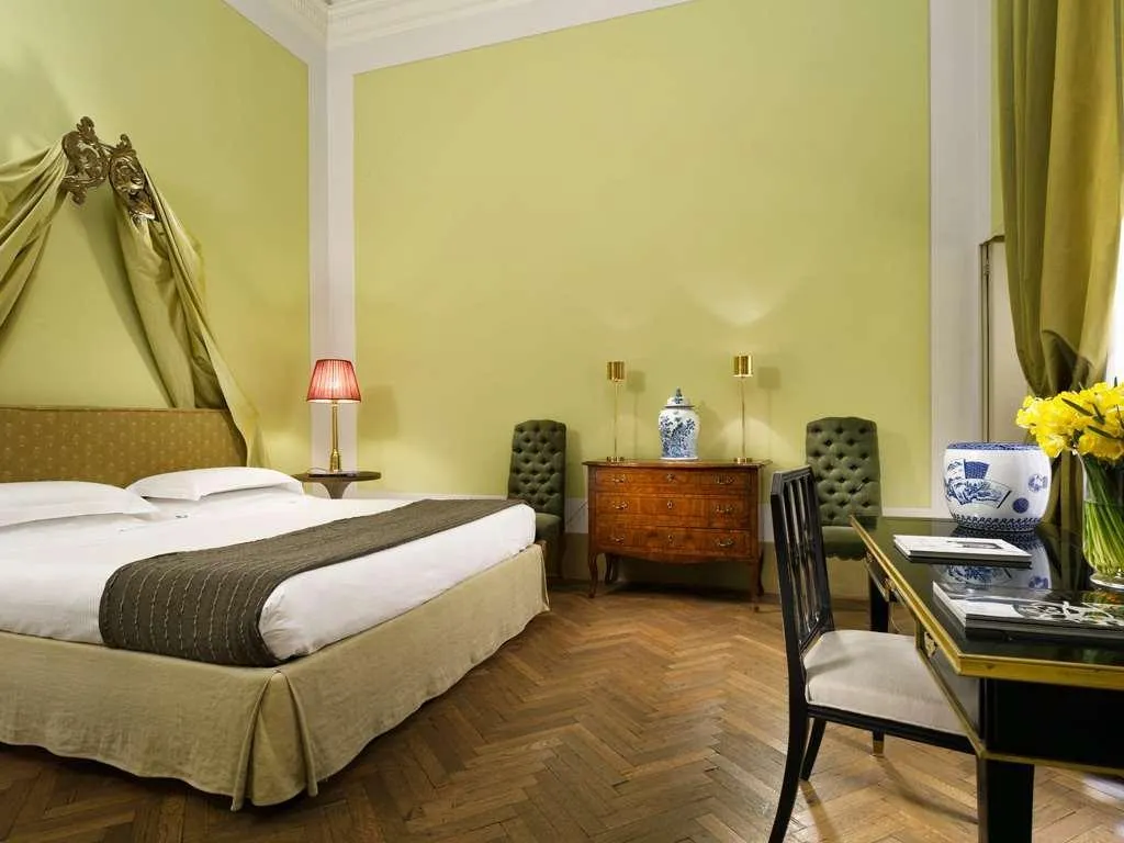 Room, Palazzo Di Camugliano, Florence