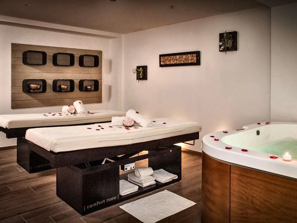 Sports and Entertainment, Grand Hotel Resort Ma&Ma - Adults Only, Olbia