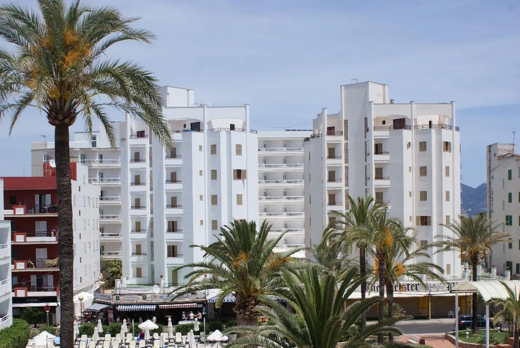 General view, R2 Cala Millor, Majorca