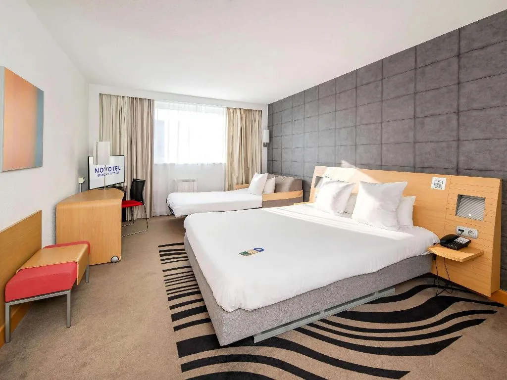 DOUBLE SUPERIOR Room, Novotel Krakow City West, Krakow
