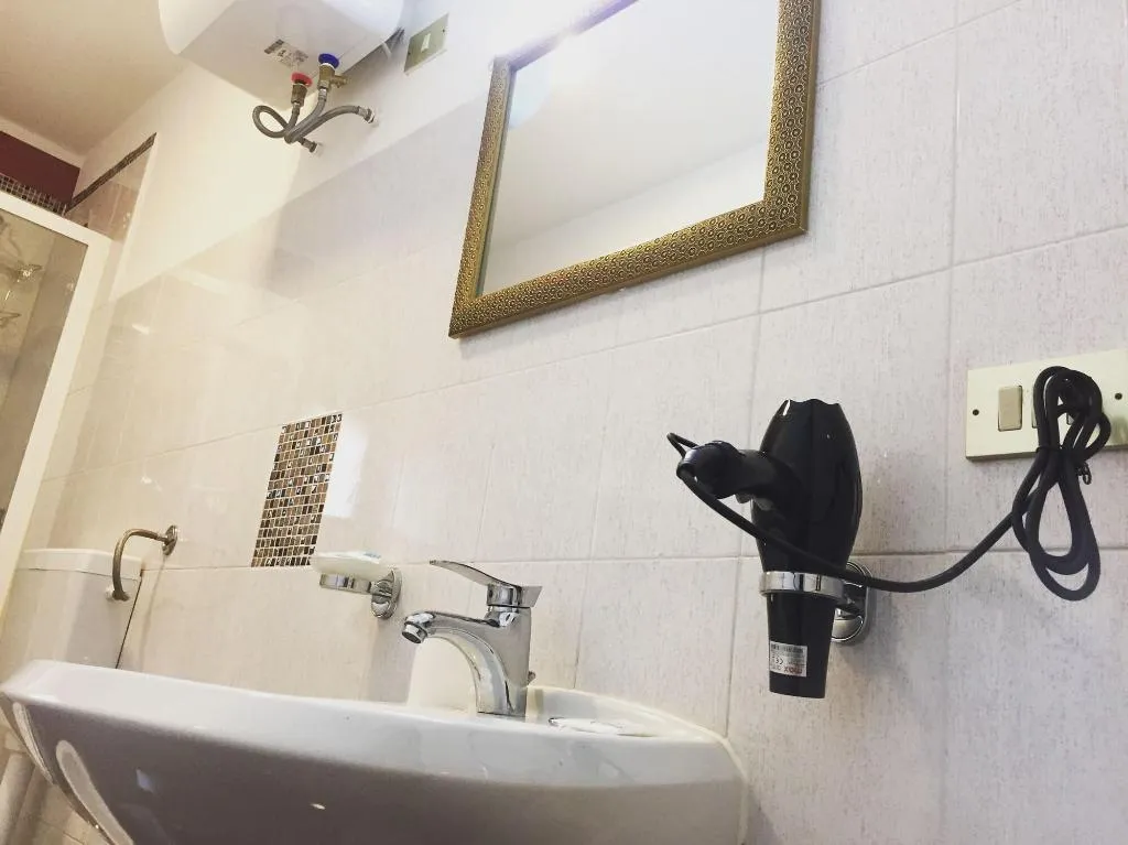Room, Amantea Bed And Breakfast, Palermo