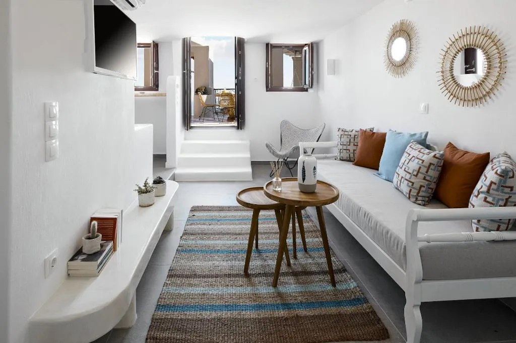 Room, Nano Suites, Santorini