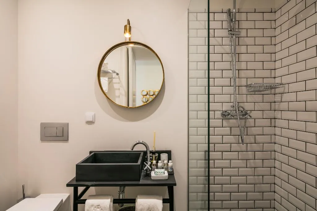 APARTMENT THREE BEDROOMS Room, Almaria - Ex LIibris, Lisbon