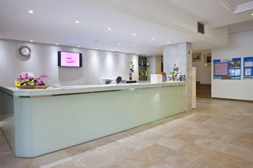 Lobby, Cala Ferrera, Majorca