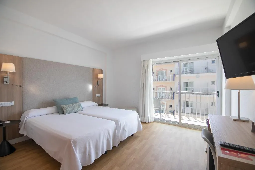 Double or Twin WITH BALCONY Room, JS Can Picafort, Majorca