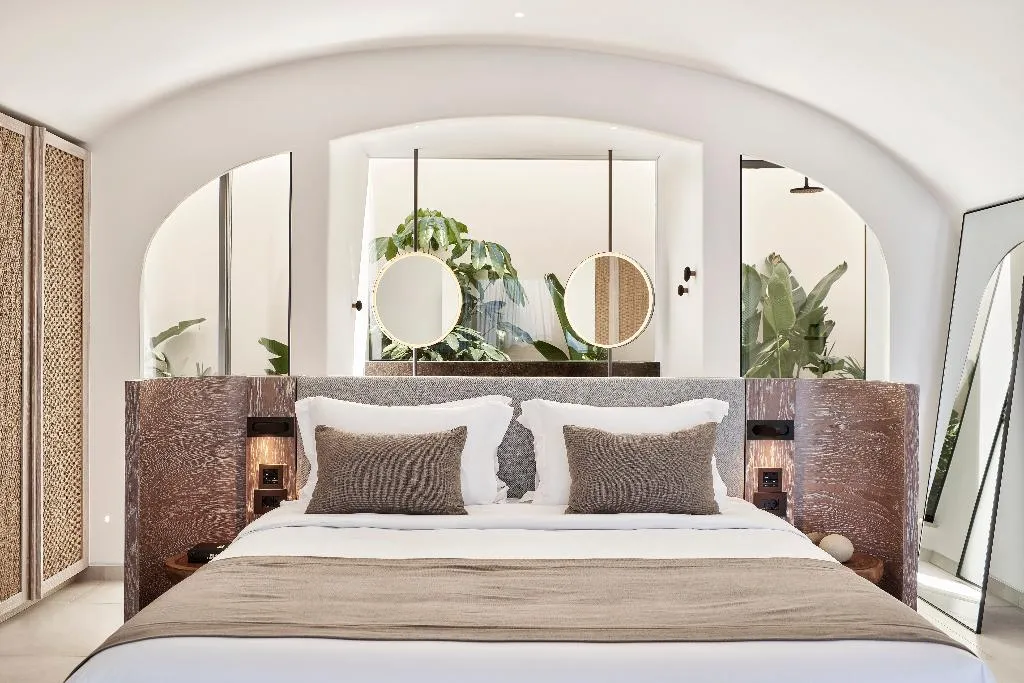 SUITE LUXURY Room, Canaves  Epitome, Santorini