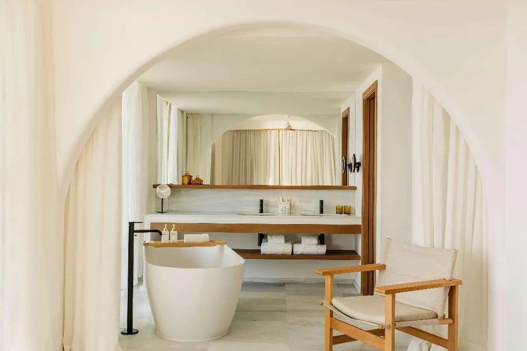 SUITE WITH PRIVATE POOL Room, Villa Le Blanc Gran Meliá Hotel, Menorca