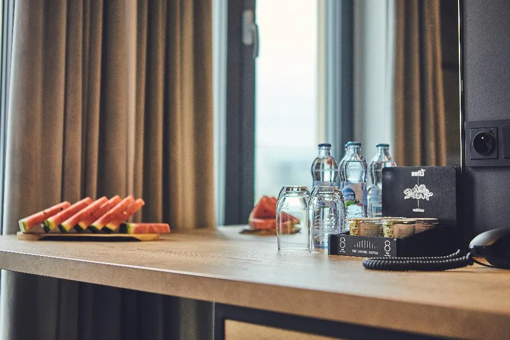 DOUBLE STANDARD Room, The Bridge Suites, Krakow