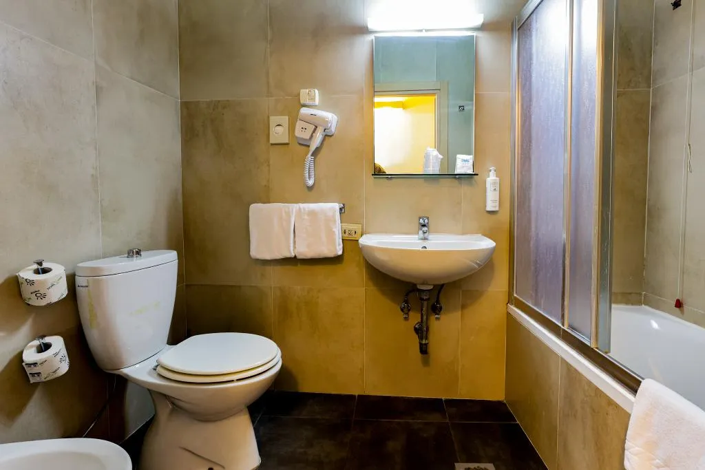 QUADRUPLE SUPERIOR Room, Albergo Firenze, Florence