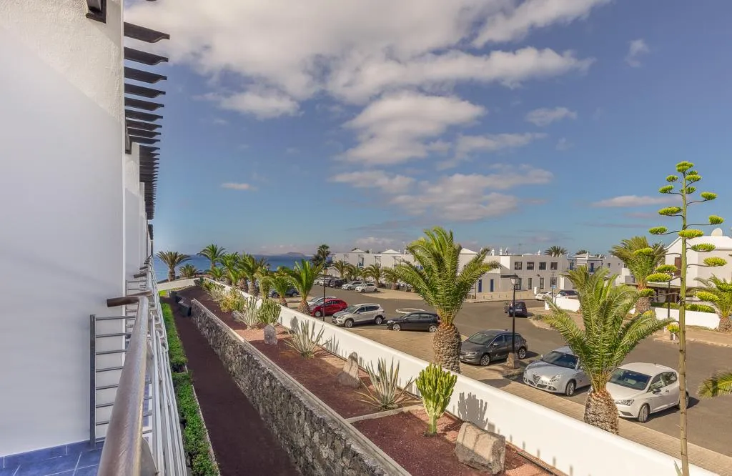 Double or Twin SIDE SEA VIEW Room, Hotel LIVVO Mirador Papagayo, Lanzarote