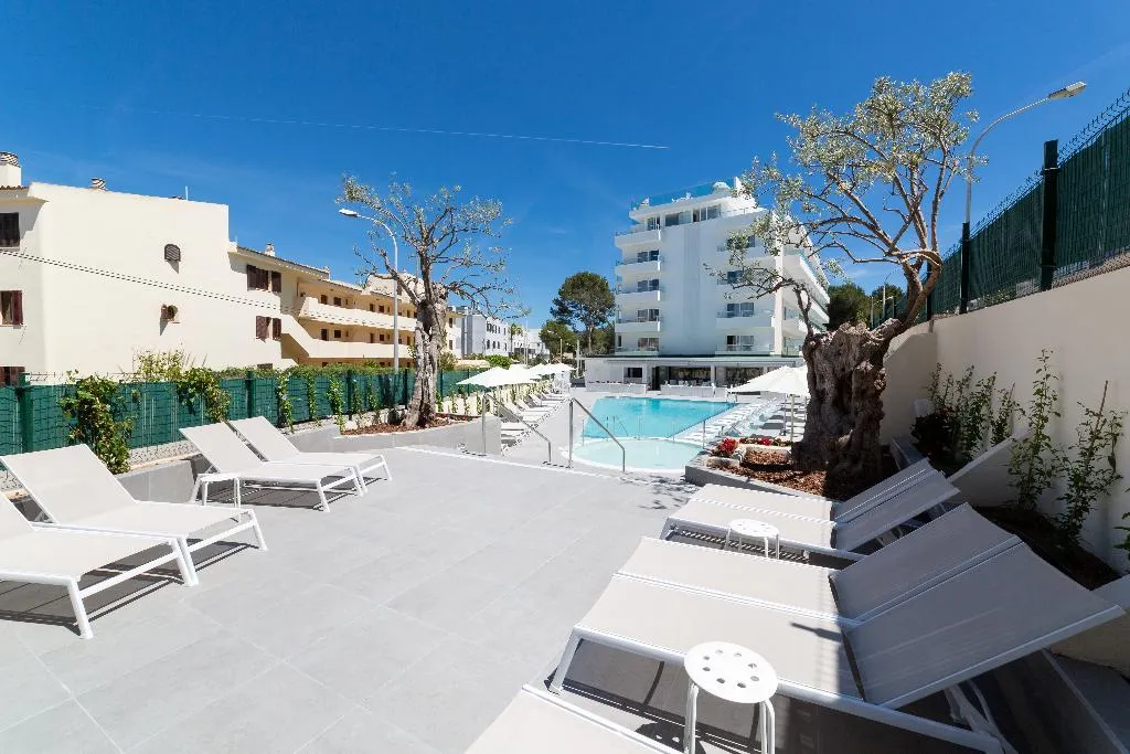 General view, Sky Senses Don't use, Majorca