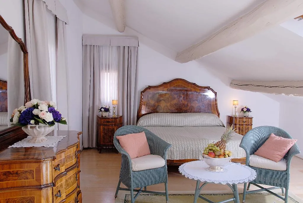 QUADRUPLE STANDARD Room, Villa Mabapa, Venice
