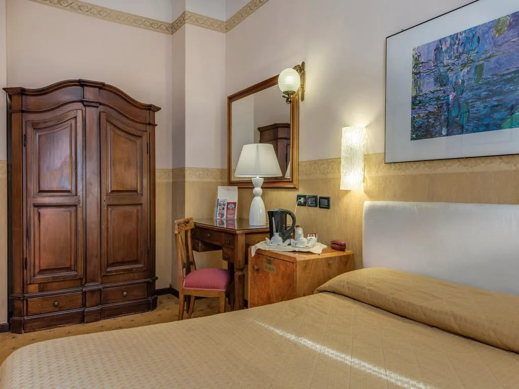 DOUBLE CLASSIC Room, Hotel Privilege, Florence