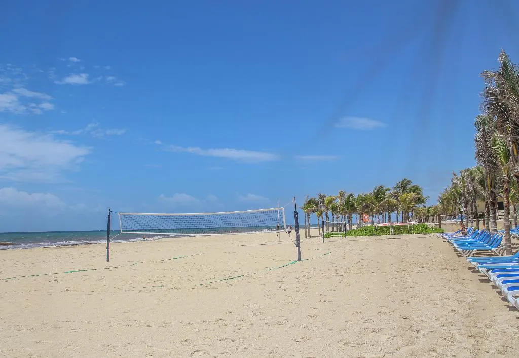 Beach, Viva Azteca by Wyndham Trademark All Inclus Resort, Cancun Area