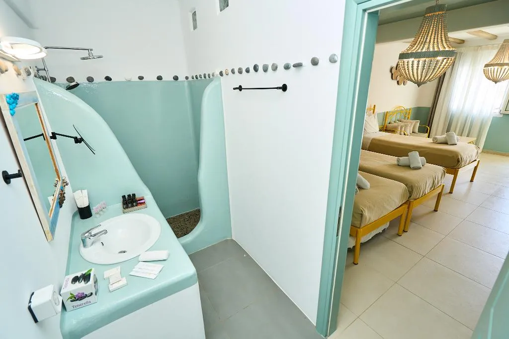 TRIPLE STANDARD Room, Bellissimo Resort, Mykonos