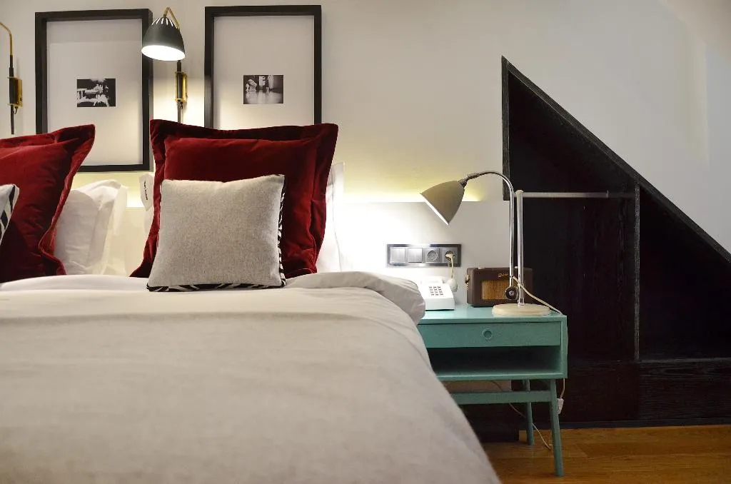 DOUBLE STANDARD Room, Browns Central Hotel, Lisbon