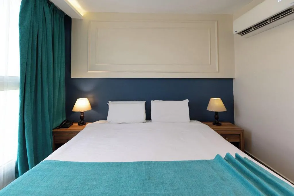 Room, Pyramids Yard Hotel, Cairo