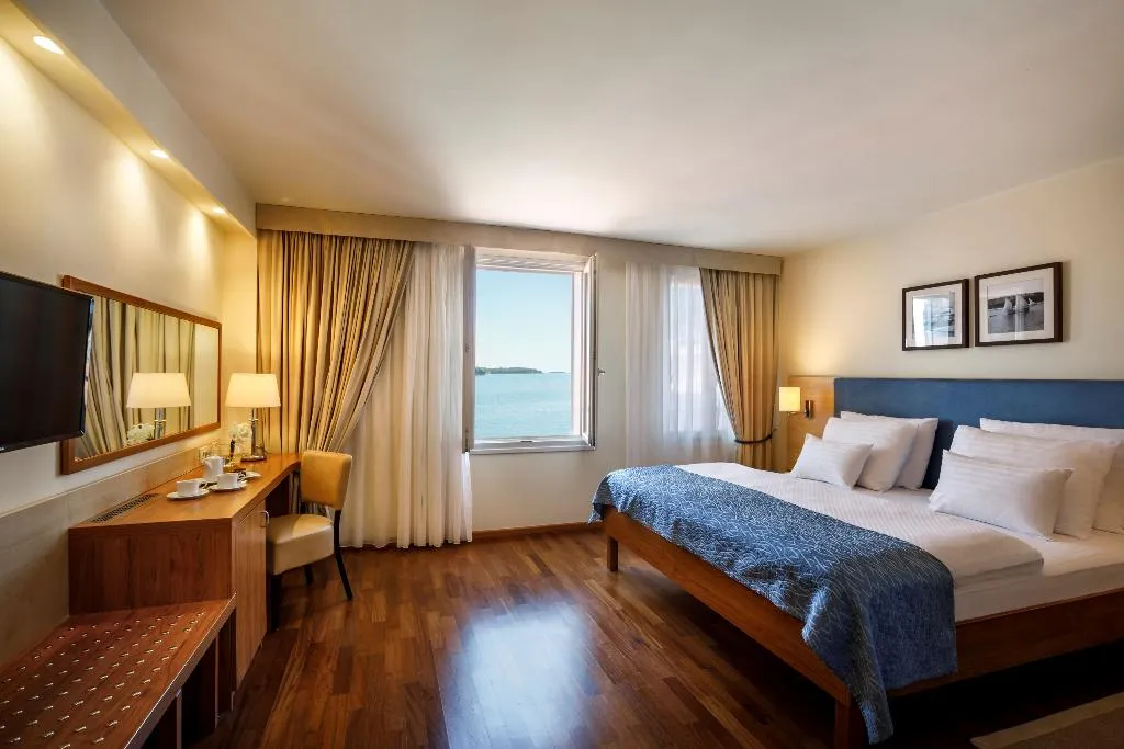 DOUBLE CLASSIC SEA VIEW Room, Valamar Riviera  Hotel & Residence, Istria
